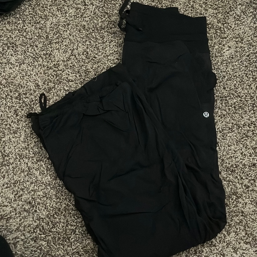 Lined Lululemon Jogger pants